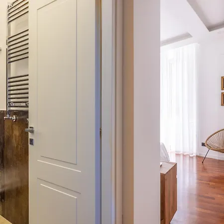 Cavour 211 - B&d * Roma